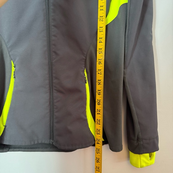 Gray Neon Yellow Under Armour Activewear Jacket SM - Picture 11 of 13